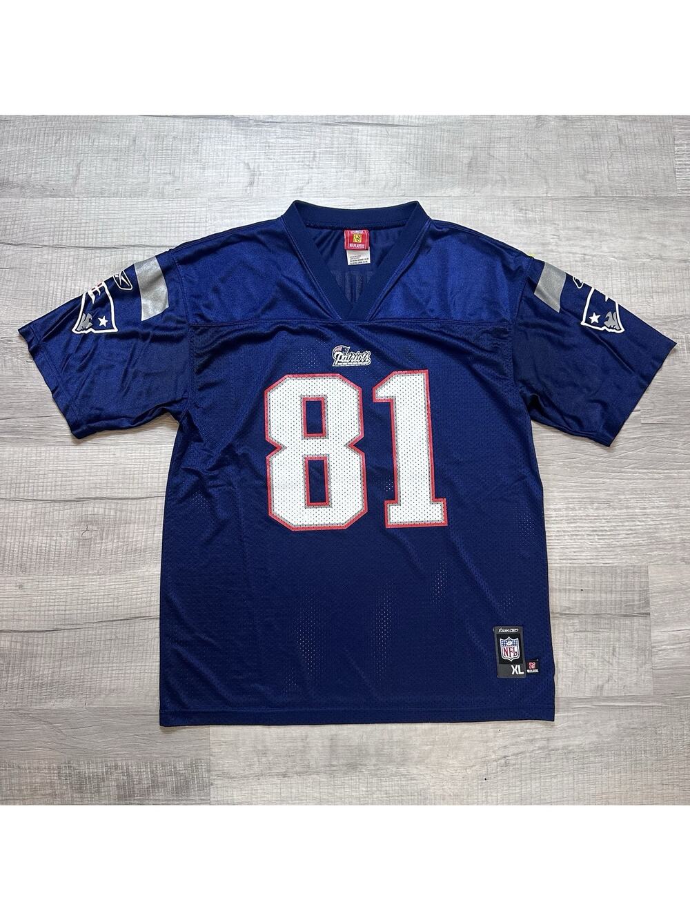Reebok New England Patriots Football Jersey Youth XL 18/20 Blue Randy Moss #81
